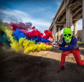 Buy Smoke Bombs in Canada